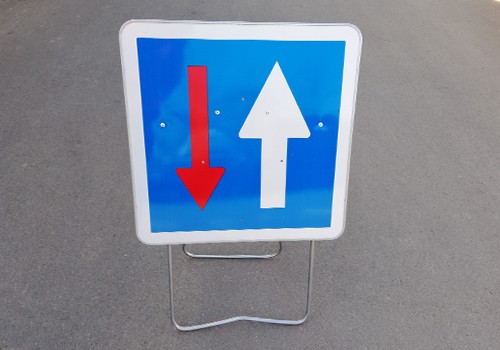 Priorité au sens de circulation CK18