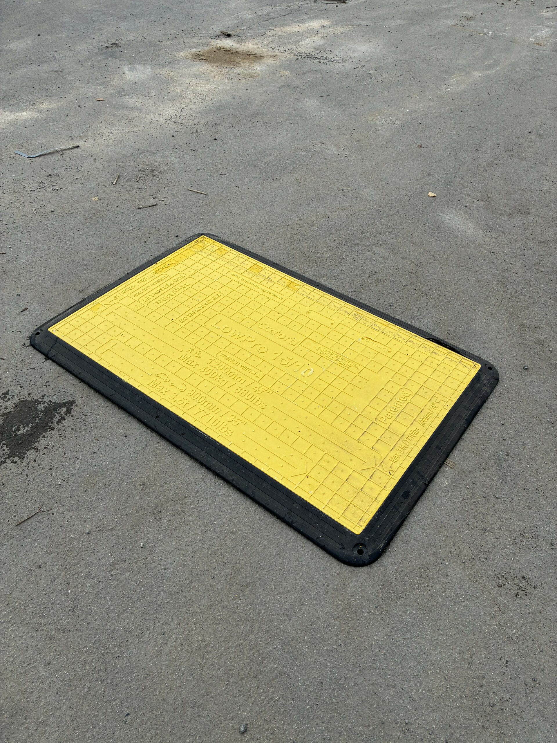 Plaque passage véhicule